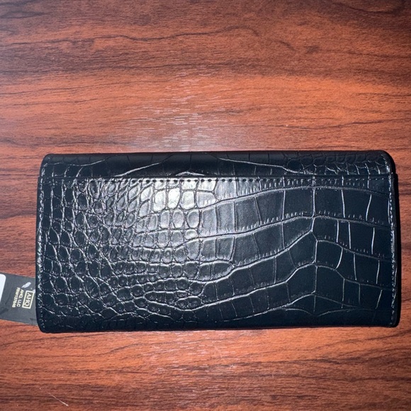 London Fog Black Croco Flap Wallet NWT - Picture 2 of 6